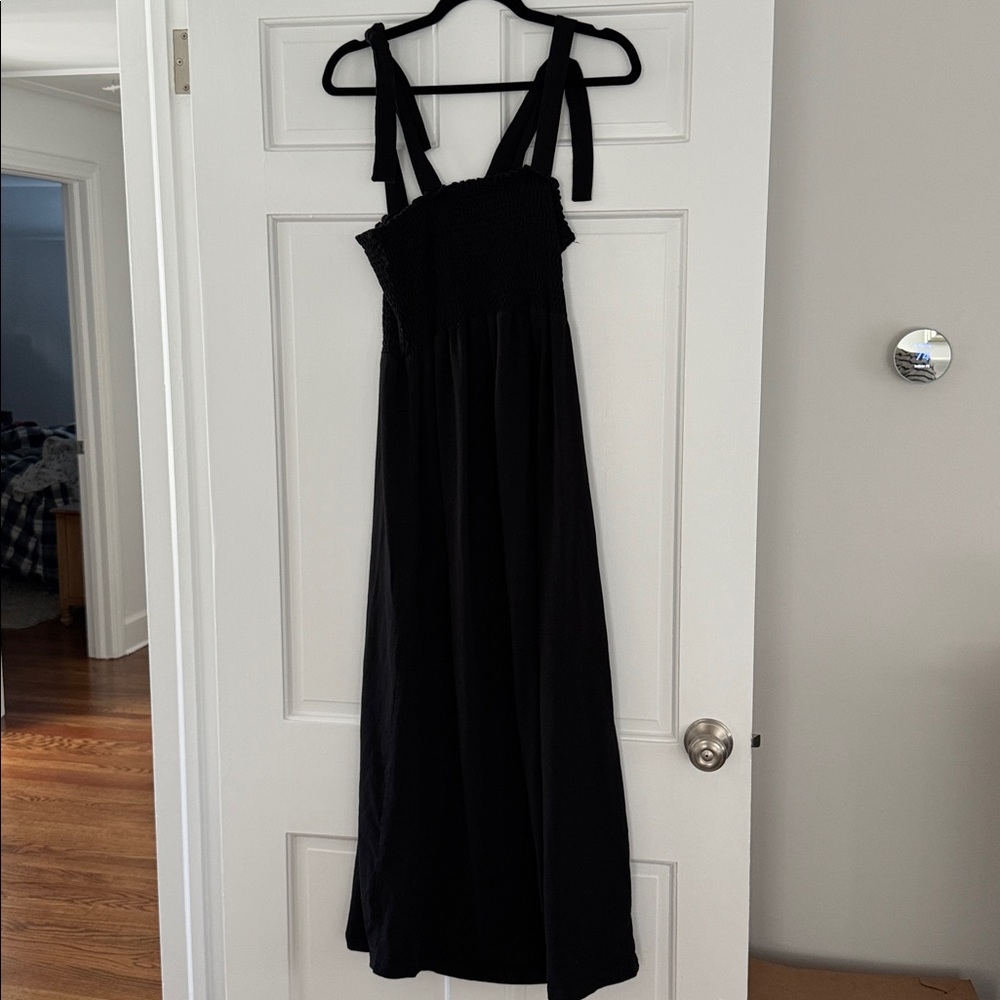 H&M Mama Maternity - M Black Smocked Maxi Dress